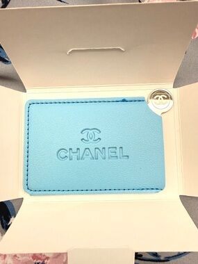 Chanel Mirror With Sleeve New